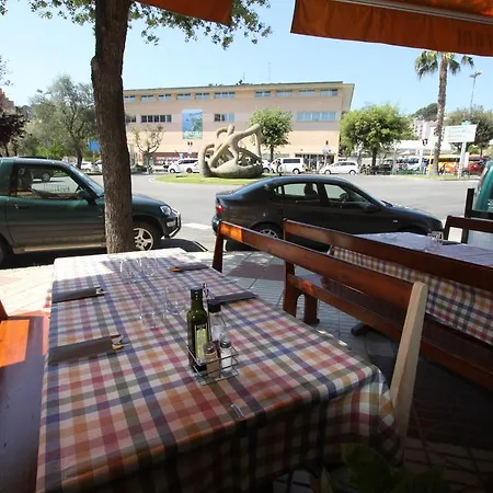 El Sol トッサ・デ・マール